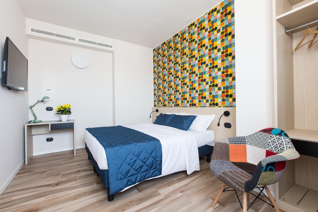 Aparthotel Isola Милан Экстерьер фото